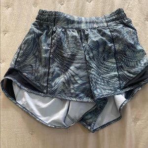 lululemon hotty hot shorts